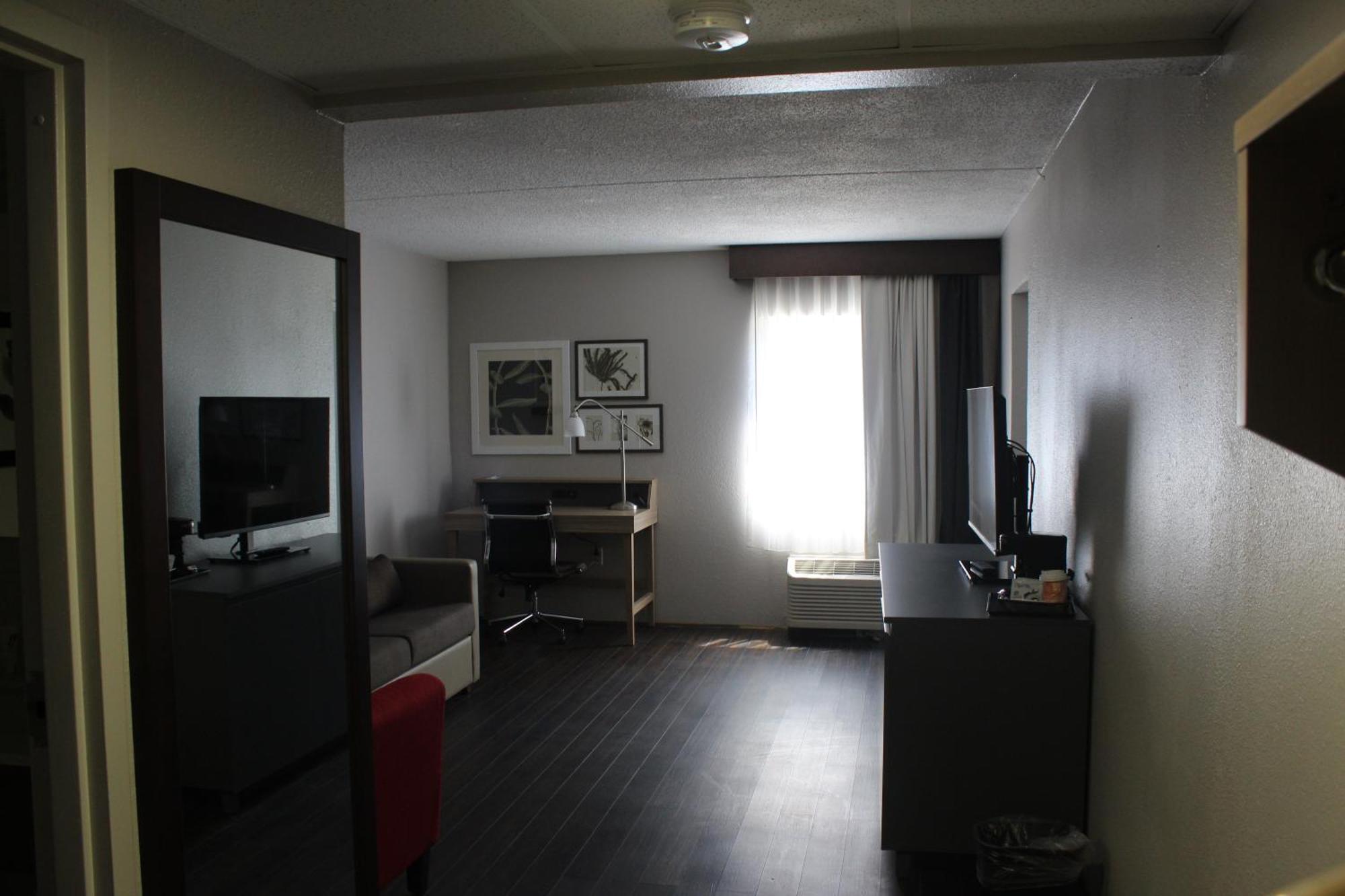 Country Inn & Suites By Radisson, Dunbar - Charleston Екстер'єр фото